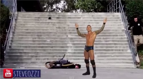 WWEの噂・裏技・裏話_ランディ・オートンが誰かれかまわずRKO!合成動画が話題に
