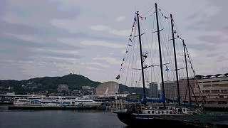 海と山のある風景