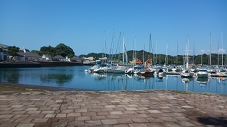 日本一島が多い場所で、ある晴れた朝