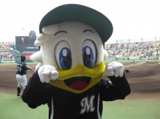 ロッテのマスコットキャラクター,マーくん