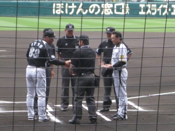 監督メンバー表交換