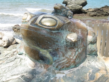 金属製親子二見蛙2
