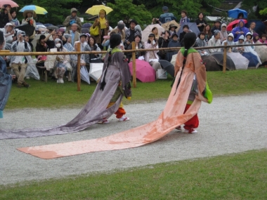 女人列