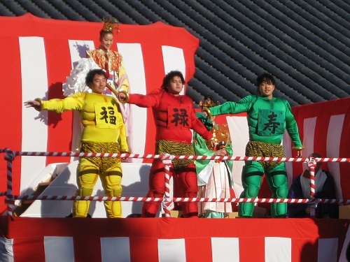善神に変身した3匹の鬼
