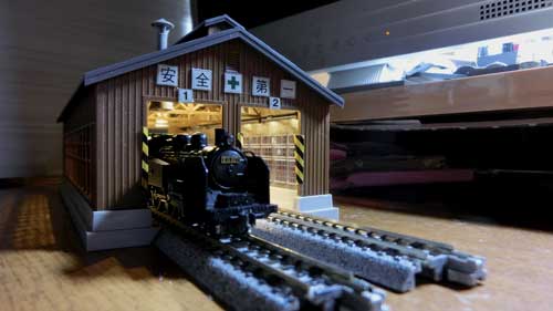 機関庫にもLEDテープで照明を設置 | 鉄道模型を楽しもう