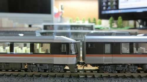 他の車両とも連結