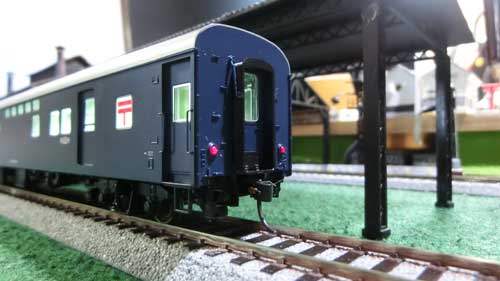 HO（16番）】TOMIXのオユ10の室内灯と修理 | 鉄道模型を楽しもう