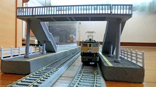 HO（16番）】HOサイズの屋根なし跨線橋の製作 | 鉄道模型を楽しもう