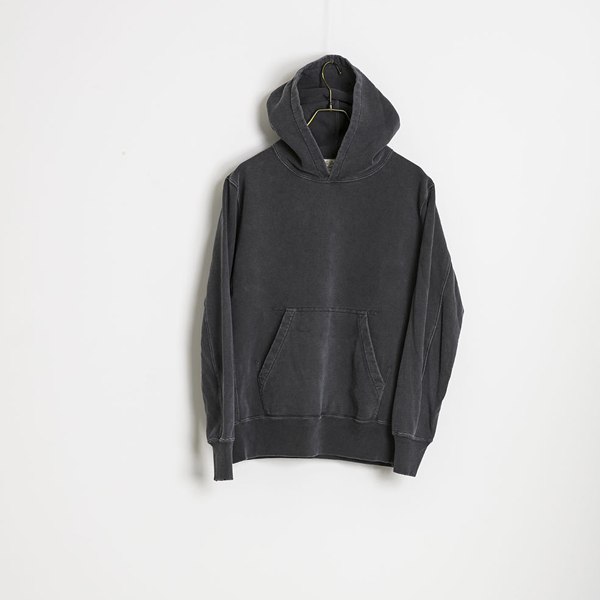 RN18233067_8.black.jpg