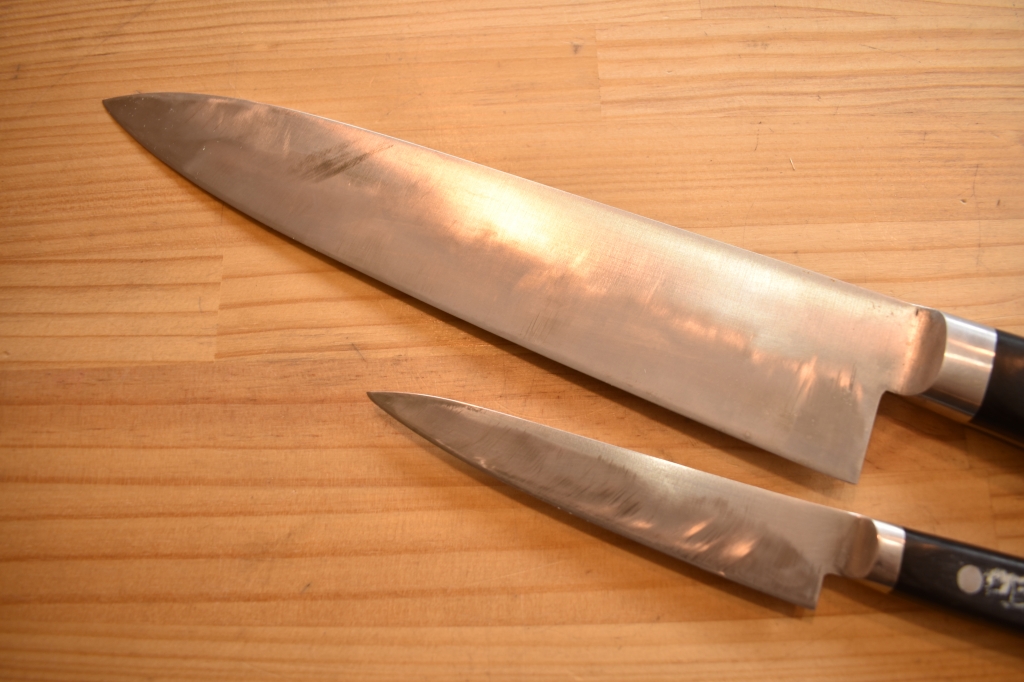 牛刀とペティナイフの研ぎ | HATOの情報部屋