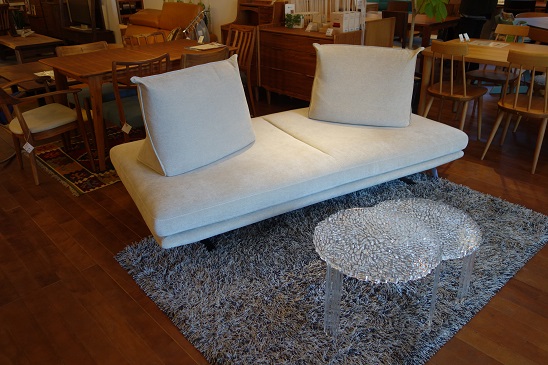 リーン・ロゼ社の新作 「PRADO」ソファ浜松家具 Marusu Living Products｜マルス家具・浜松市リフォーム工事会社