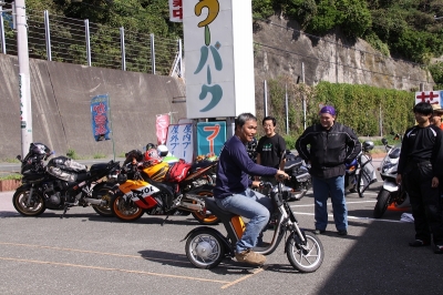 遅乗り 高山編集長