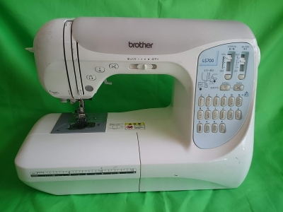 ブラザーミシン　CPS5231 LS700　フットコントローラー付き Amazon.co.jp: brother コンピューターミシン CPS5231(LS700