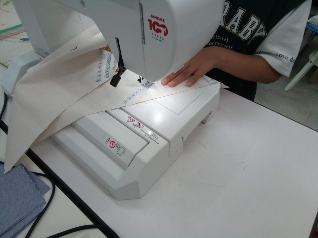 ジャノメ「haute couture 1000」職業用ミシン 悲し
