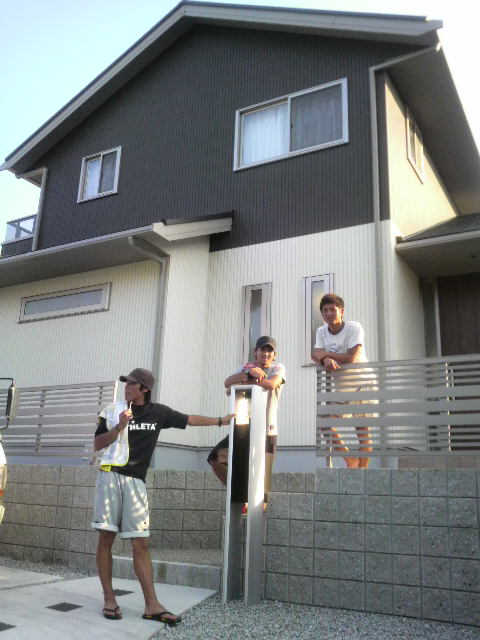 2010082217030001.jpg