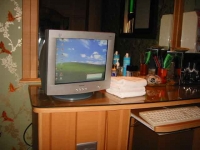 韓国のホテルに設置しているWindowsXPパソコン