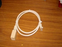 EeePC用トラベルセットの中枢であるLAN延長ケーブル。簡単な仕掛けだ。