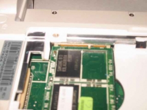 ASUS Eee PC・EeePC901のMini-PCI-Expressコネクタ経由のSSDカード
