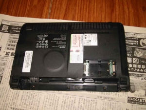 Acer 日本エイサー Aspire Oneの分解、Asus Eee PC 901 4G-Xとの比較10