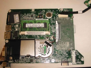 Acer 日本エイサー Aspire Oneの分解、Asus Eee PC 901 4G-Xとの比較16