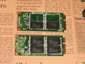 S101 Eee PC 901 SSDカード 相違 比較 裏