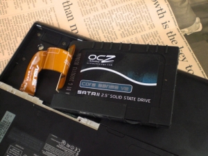 PFB EeePC S101H SSD Windows 高速化 換装 プチフリーズ 解決 解消
