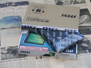MSI WindPad 110W 化粧箱 内容