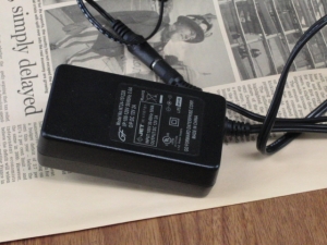 秋月通商 12V 2A 電源ユニット