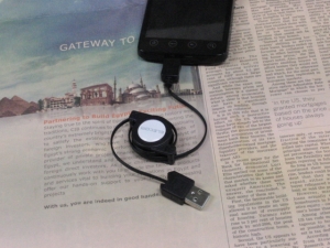 google アンドロイド HTC EVO WiMAX(au ISW11HT) USB接続