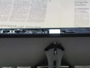 HP Slate 2 Tablet PC 禁断の分解編 外枠のネジ