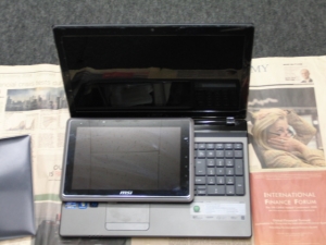 Aspire AS5750-F58D/LK 分解 メモリ増設 評価 レビュー ZENBOOK UX31E MSI WindPad 110W 大きさ比較