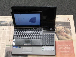 Aspire AS5750-F58D/LK 分解 メモリ増設 評価 レビュー ZENBOOK UX31E MSI WindPad 110W 大きさ比較