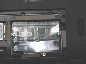 Aspire AS5750-F58D/LK 分解 メモリ増設 ディスク 増設