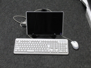 ASUS eee slate B121 スタンド 皿立て