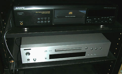 CDP-XE700と C-7030
