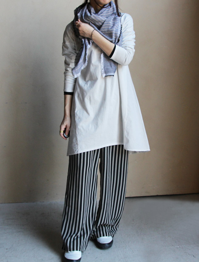 15030517B1.jpg