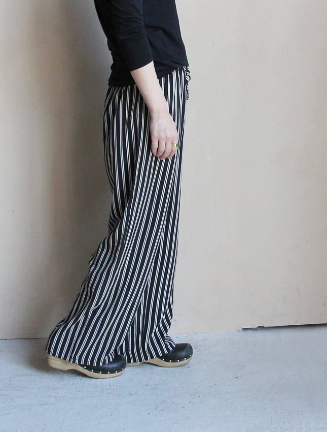 15030517B4.jpg