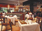 高級感たっぷりの中華レストラン サヌール・ハルム