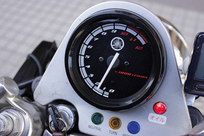 SDR200：電気式タコメーターキット | SDRブログ