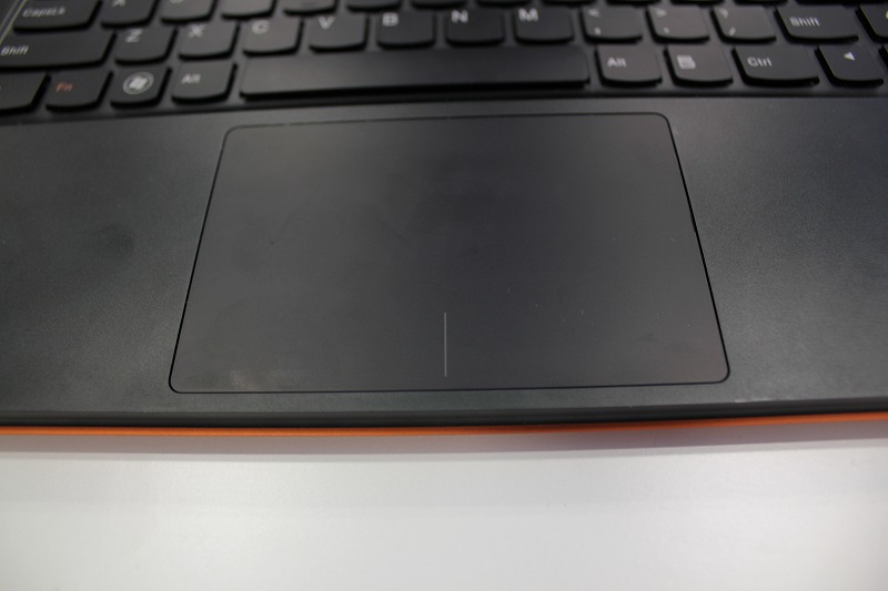 IdeaPad U300sのタッチパッド