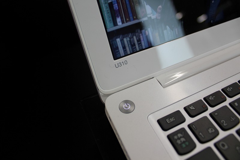 IdeaPad U310 電源ボタン