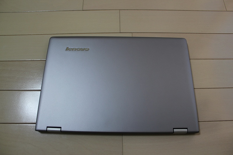 IdeaPad YOGA13の天板