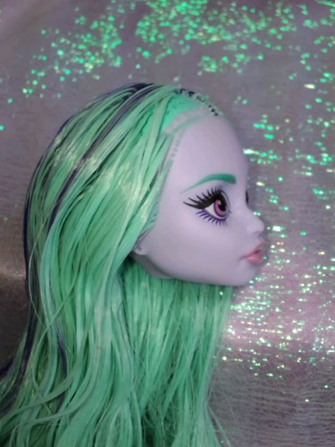 モンスター・ハイ トワイラ、ヘアー全面リタッチカスタム。 Monster