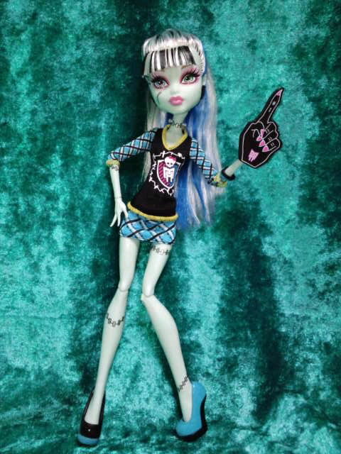モンスター・ハイ 受難のチャイニーフランキー!?。 Monster high Ghoul