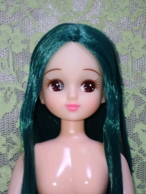 リカちゃん 人形 　素体　　サラサラ　ロング　植毛　カスタム　 リカちゃんの植毛が完成！ | あんこう鍋としいたけ(仮)