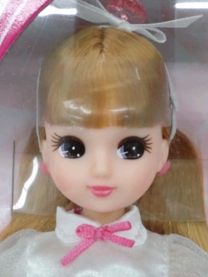 【国内正規品】 タカラトミー中国製リカちゃん、ドールフェイスクオリティー市場 人形