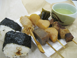 大やきいものおでんとおにぎり