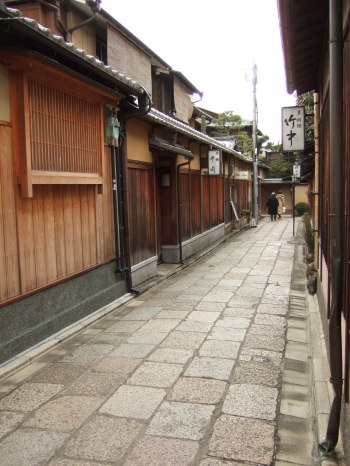 この先石堀小路