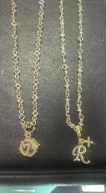 買ったのは右側のイニシャルのもの☆