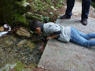 雨乞いの滝